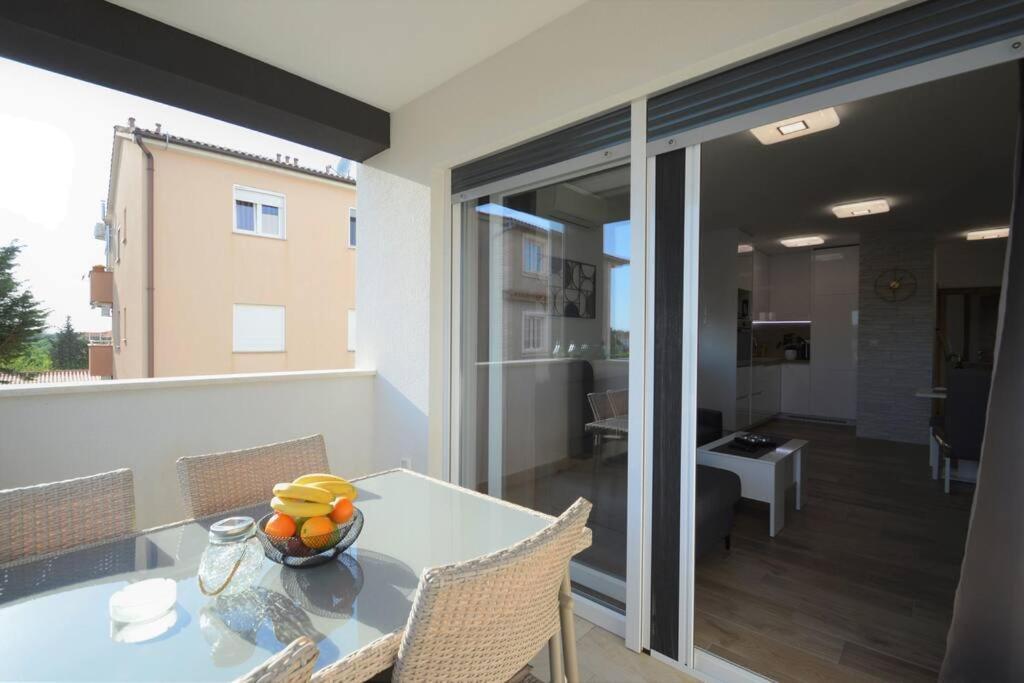 Valux Apartman Pula Exterior photo